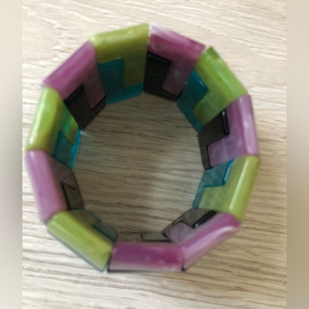 Colorful Beaded Stones Stretch Statement Bracelet - Picture 9 of 15